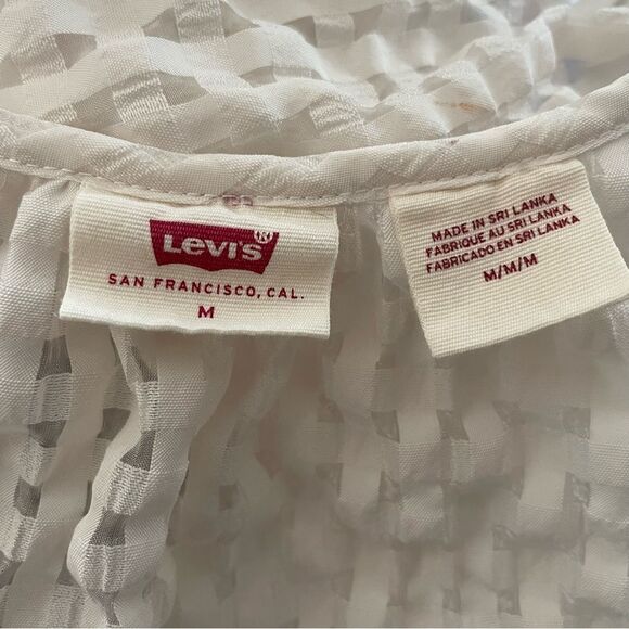 Levi’s Delilah Windowpane Wrap Top Size Medium - Picture 6 of 10